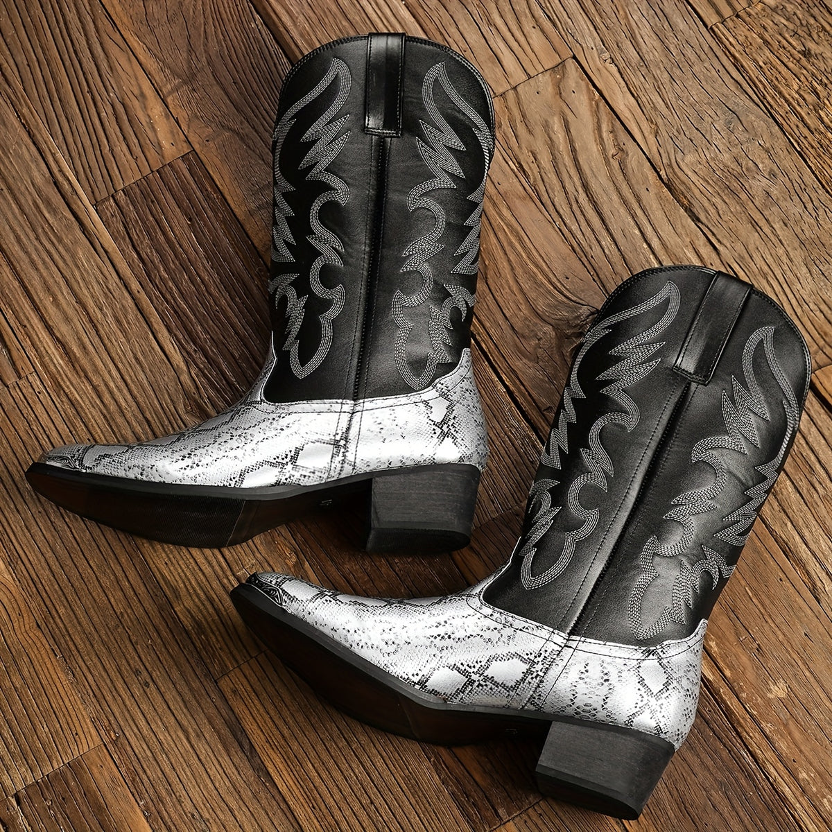The Chinati Leather Boot