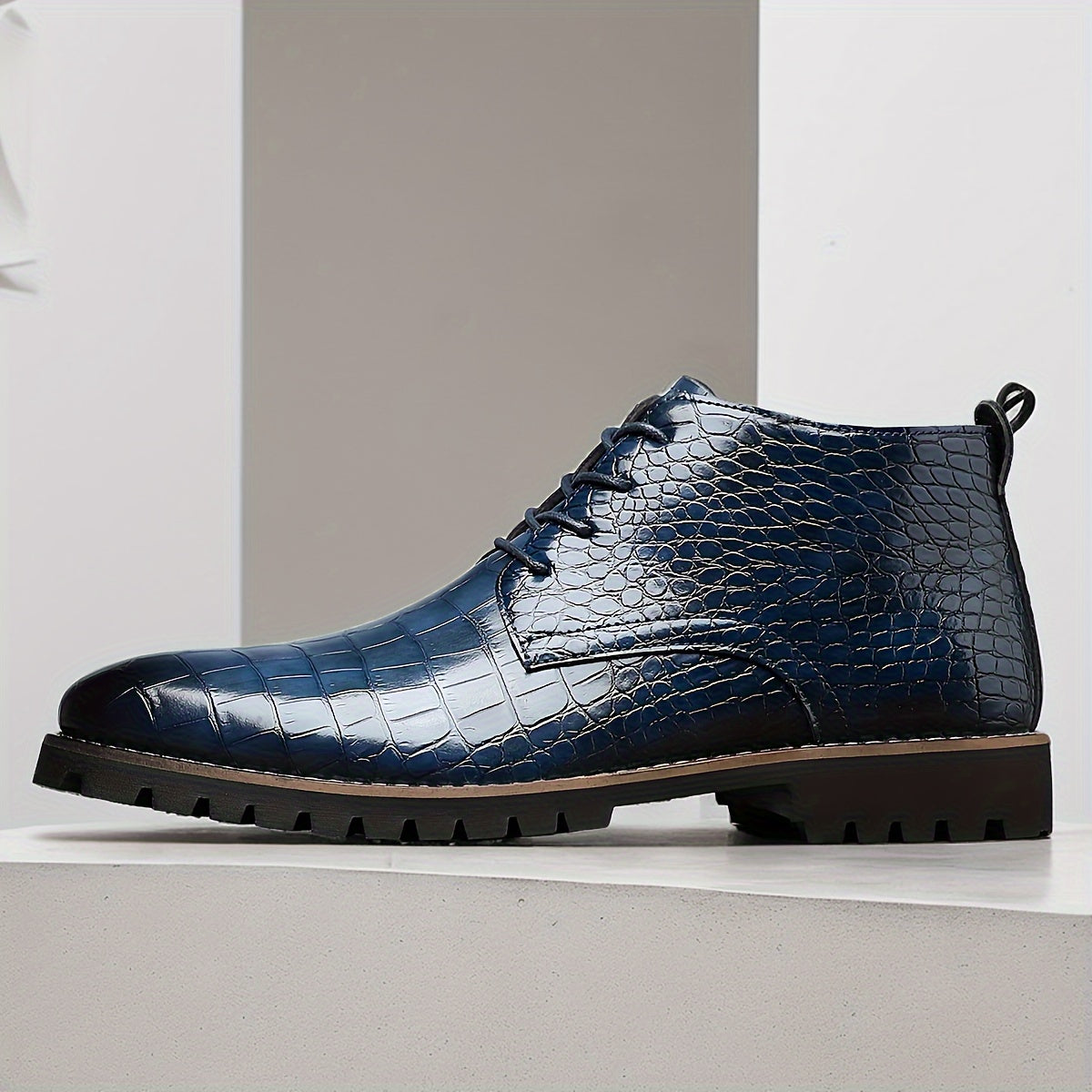 The Handline Leather Boot