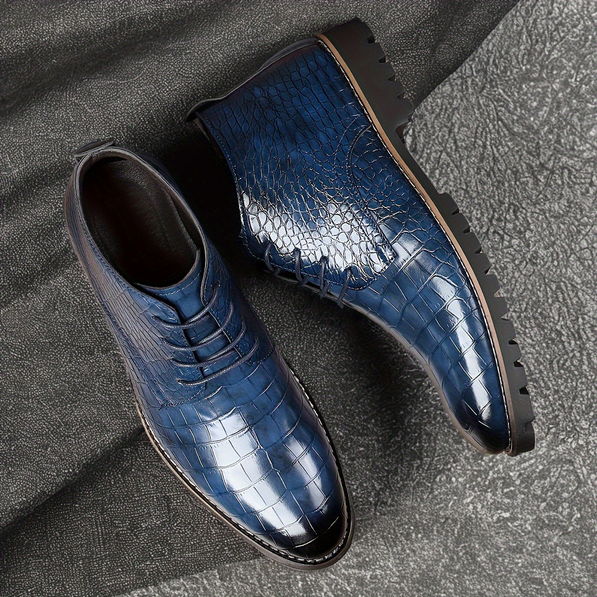 The Handline Leather Boot
